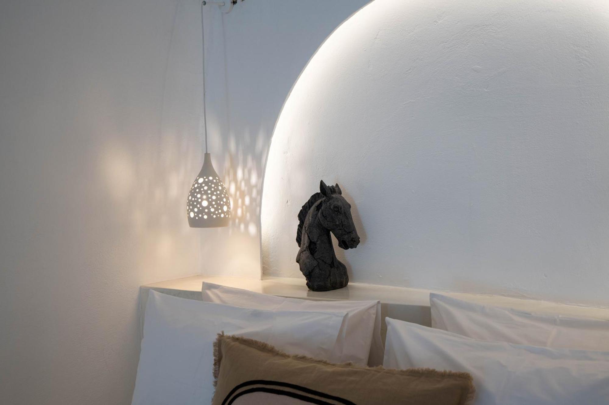 The Magic Luxury Cave Suites Vóthon エクステリア 写真